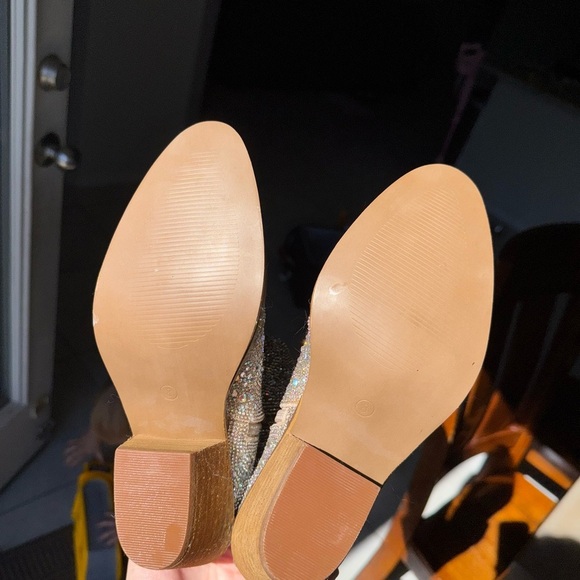 Corkys Silver Tan Ankle Booties. NEVER WORN 🔥 - Picture 5 of 8